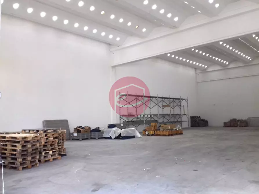 Immagine 3 di Capannone industriale in vendita  a Cesena