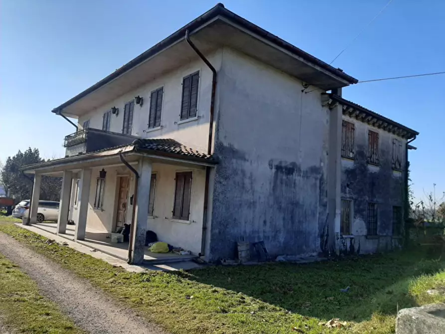 Immagine 9 di Villa in vendita  a Volta Mantovana