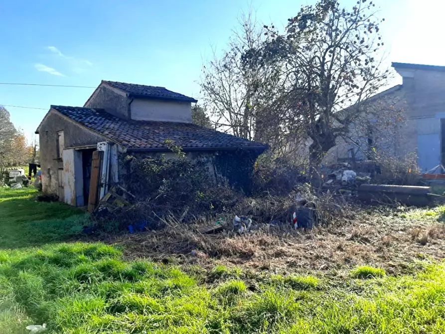 Immagine 17 di Villa in vendita  a Volta Mantovana