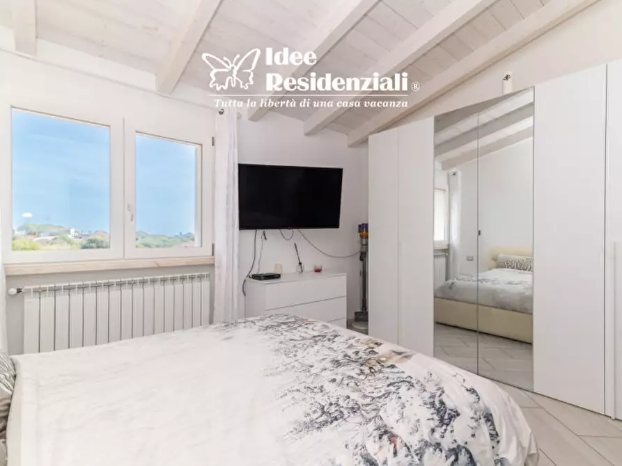 Immagine 22 di Attico in vendita  in Via Mar Glaciale Artico a Olbia