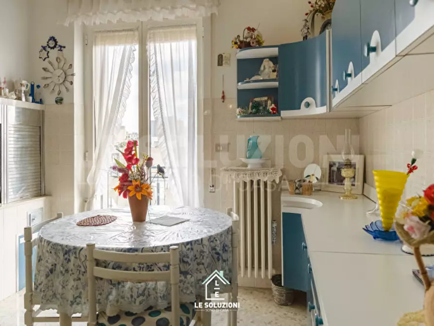 Immagine 14 di Appartamento in vendita  in via napoleone bonaparte 5 a Putignano