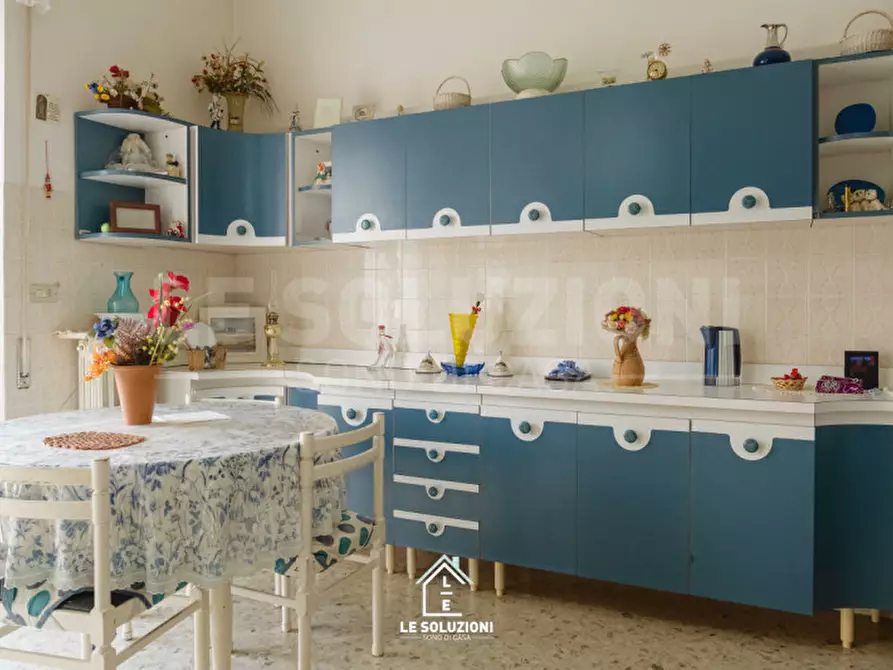 Immagine 16 di Appartamento in vendita  in via napoleone bonaparte 5 a Putignano