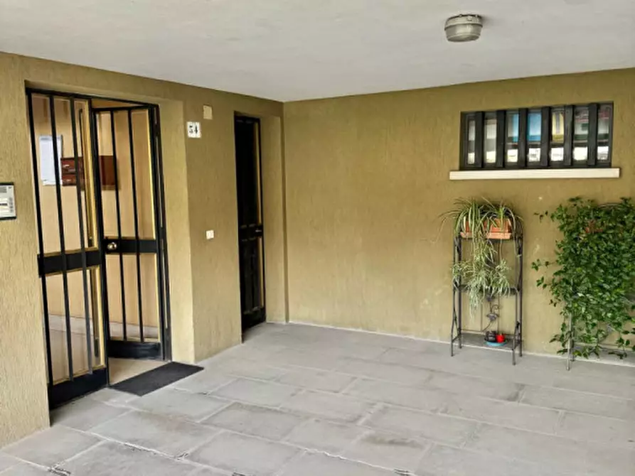 Immagine 12 di Appartamento in vendita  in Viale della Libertà n.34 a Borgo Val Di Taro