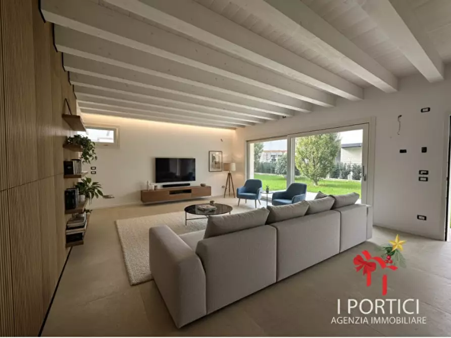 Immagine 2 di Casa bifamiliare in vendita  in via Ventiquattro Maggio a Mogliano Veneto