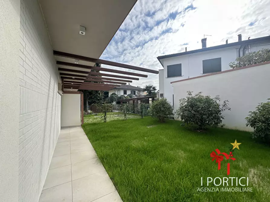 Immagine 14 di Casa bifamiliare in vendita  in via Ventiquattro Maggio a Mogliano Veneto