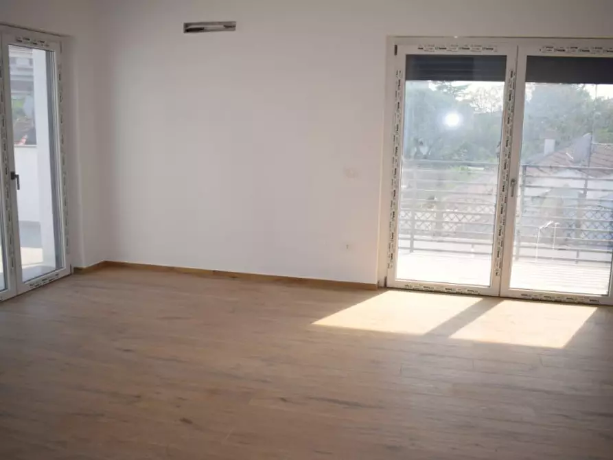 Immagine 1 di Appartamento in vendita  in VIA MONTE VELINO a Pescara