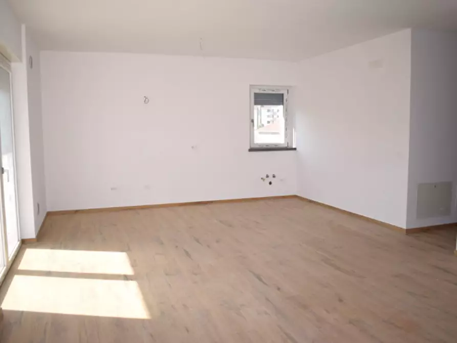 Immagine 5 di Appartamento in vendita  in VIA MONTE VELINO a Pescara