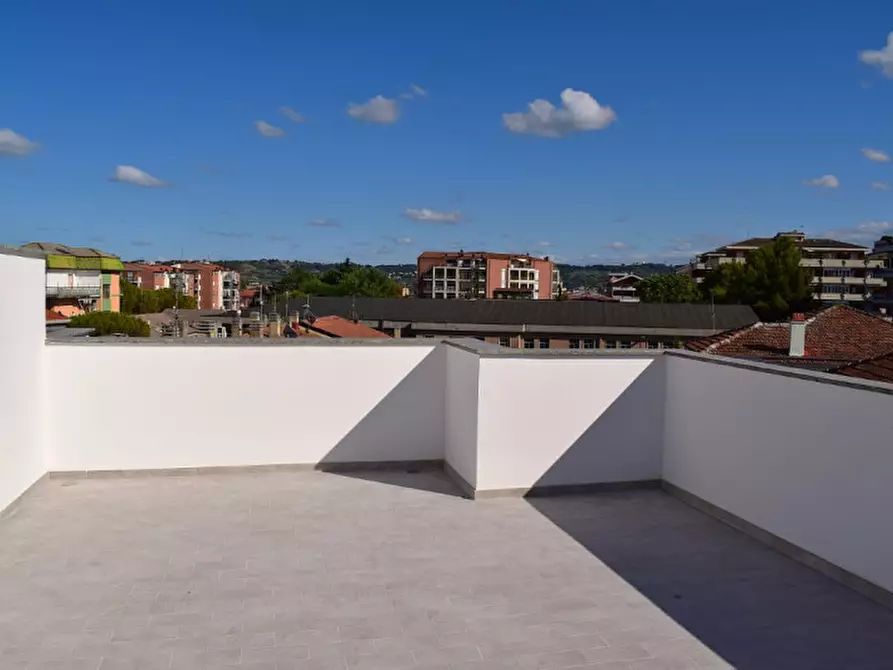 Immagine 11 di Appartamento in vendita  in VIA MONTE VELINO a Pescara