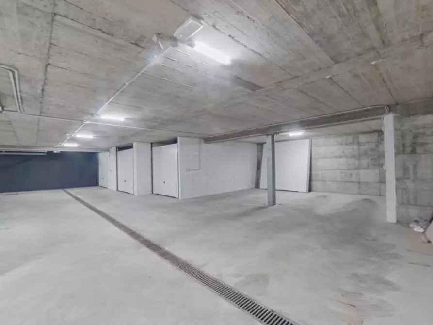 Immagine 22 di Appartamento in vendita  in VIA MONTE VELINO a Pescara