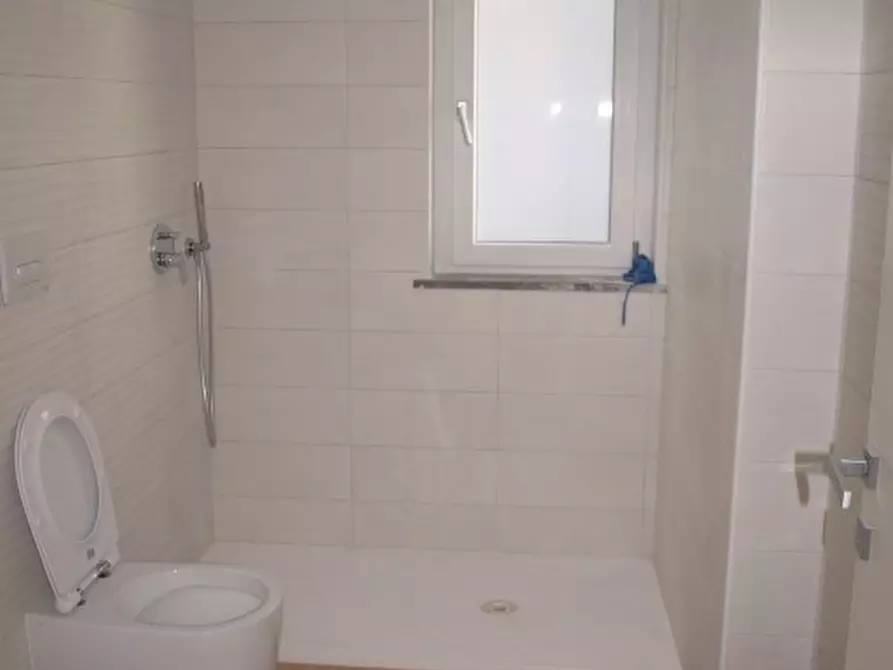 Immagine 11 di Appartamento in vendita  in VIA MONTE VELINO a Pescara