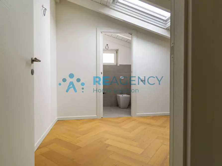 Immagine 15 di Appartamento in vendita  in via XXVII Aprile n. 4 a Pistoia