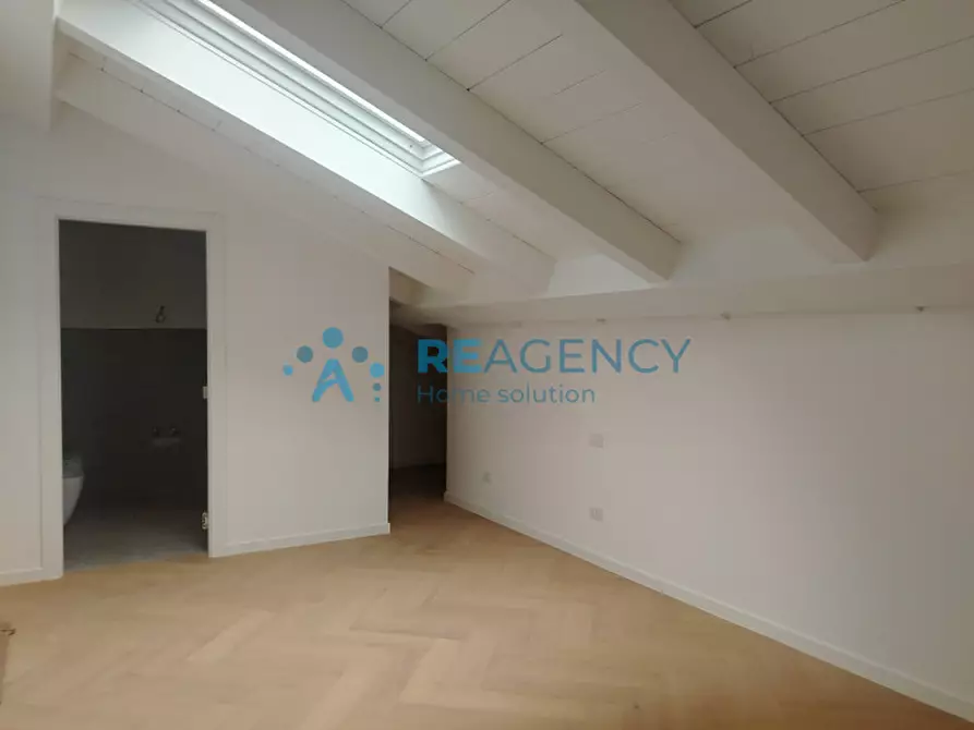 Immagine 9 di Appartamento in vendita  in via XXVII Aprile n. 4 a Pistoia