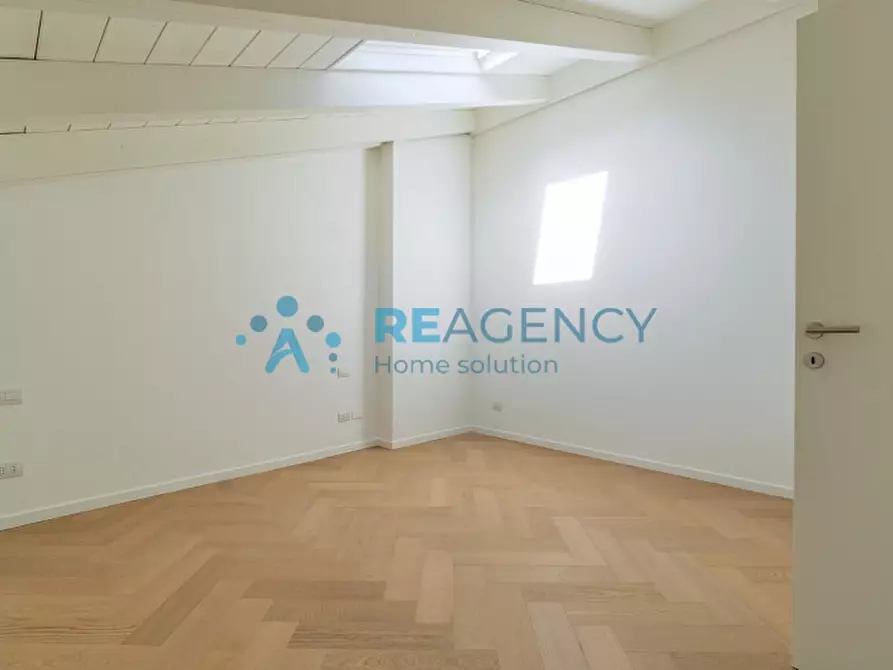 Immagine 8 di Appartamento in vendita  in via XXVII Aprile n. 4 a Pistoia