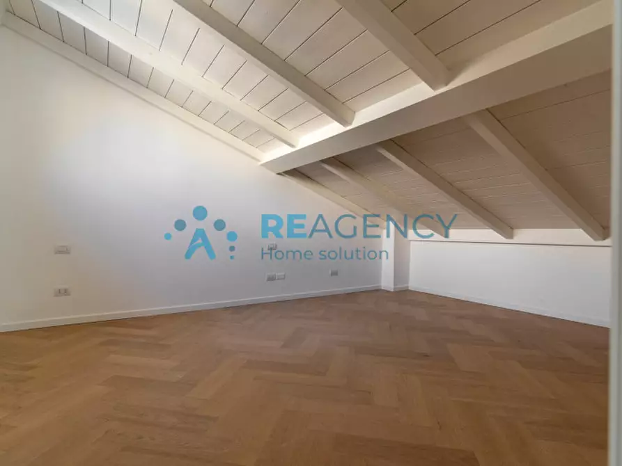 Immagine 10 di Appartamento in vendita  in via XXVII Aprile n. 4 a Pistoia