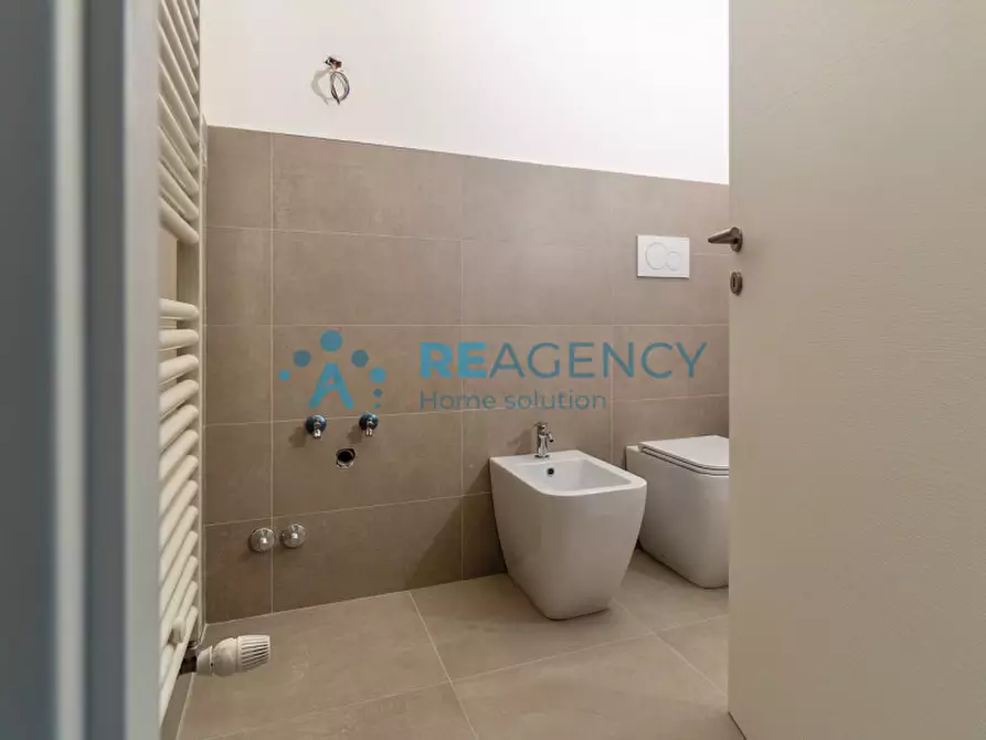 Immagine 12 di Attico in vendita  in via XXVII Aprile n. 4 a Pistoia