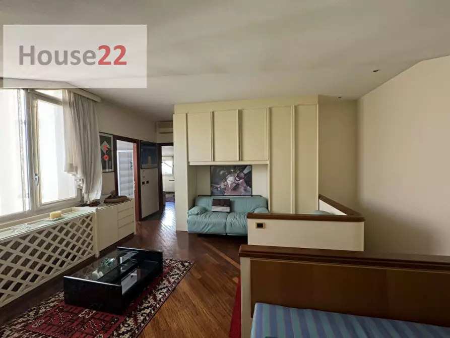 Immagine 14 di Attico in vendita  in Galleria Porti 7 a Vicenza