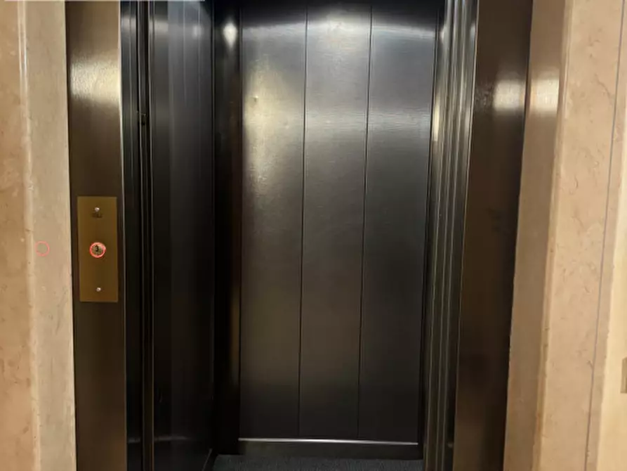 Immagine 16 di Attico in vendita  in Galleria Porti 7 a Vicenza