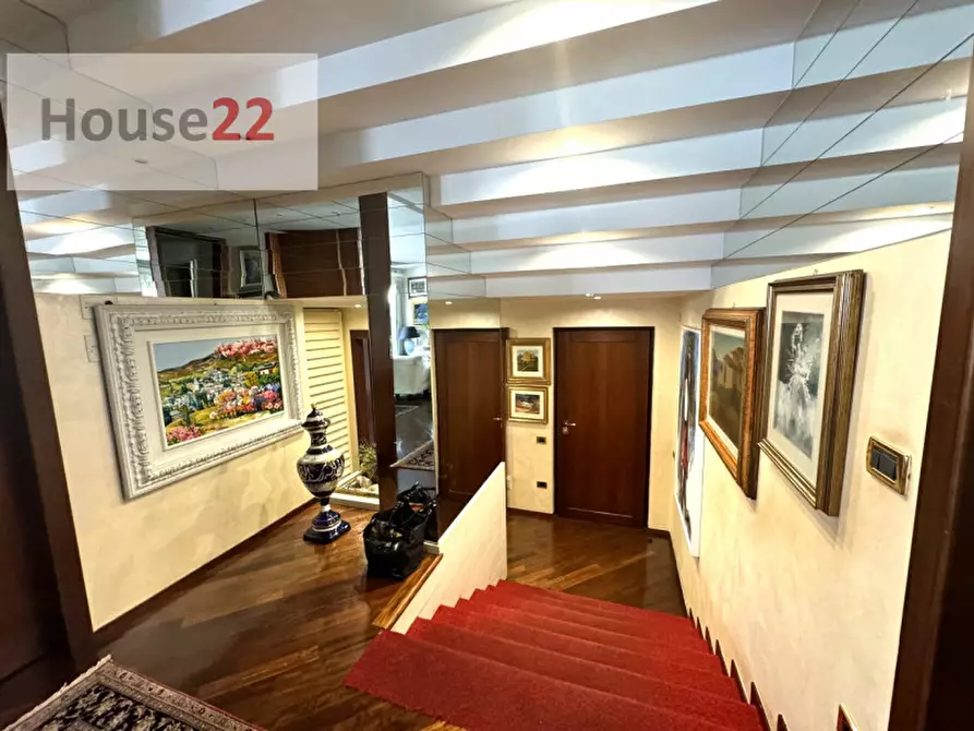 Immagine 17 di Attico in vendita  in Galleria Porti 7 a Vicenza