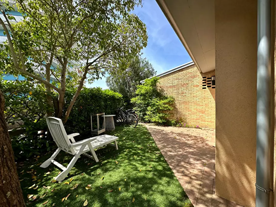 Immagine 2 di Villetta a schiera in vendita  a Caorle