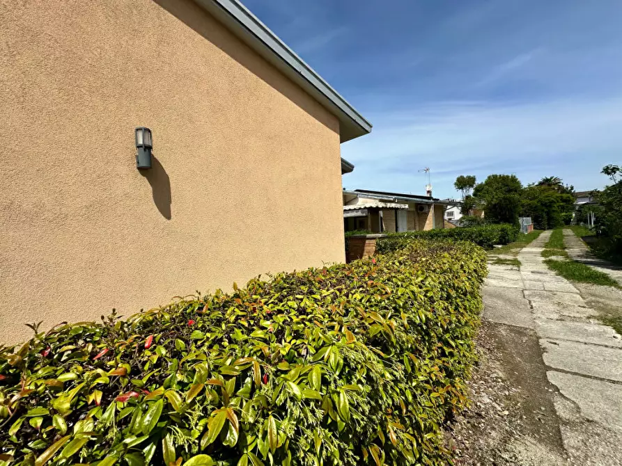 Immagine 4 di Villetta a schiera in vendita  a Caorle