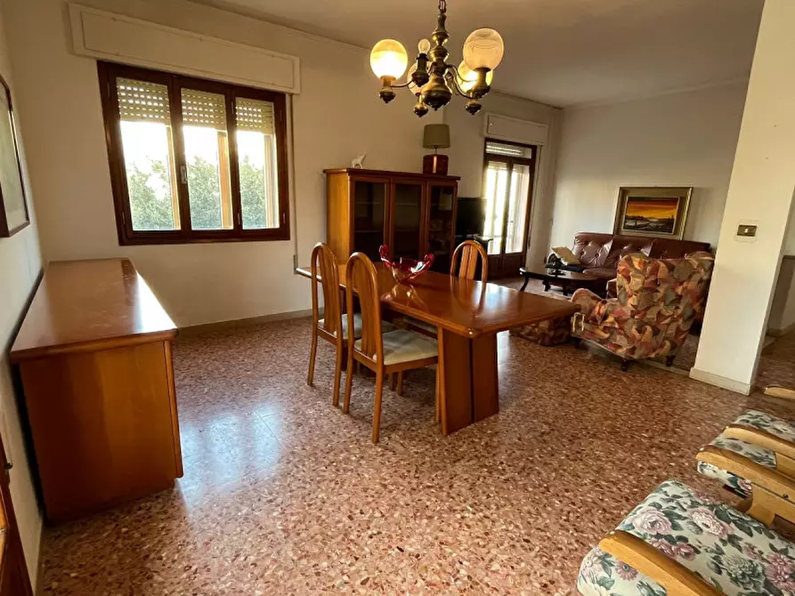 Immagine 4 di Appartamento in vendita  in Viale Umbria a Chioggia