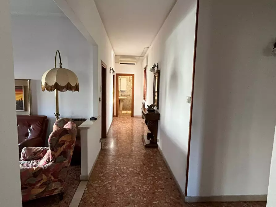 Immagine 8 di Appartamento in vendita  in Viale Umbria a Chioggia