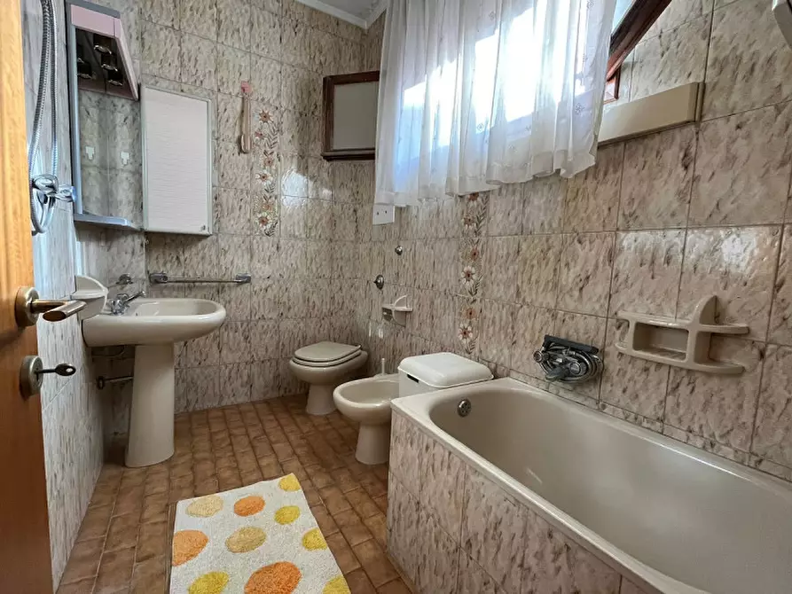 Immagine 14 di Appartamento in vendita  in Viale Umbria a Chioggia