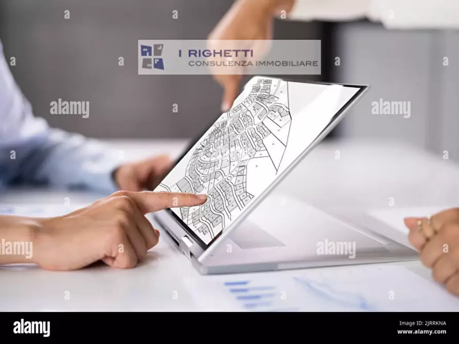 Immagine 2 di Terreno in vendita  in Via Verona a Vigasio