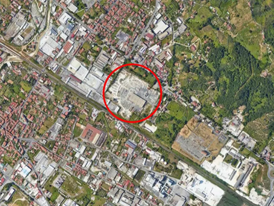 Immagine 1 di Capannone industriale in vendita  in via Frassina, N. snc a Carrara