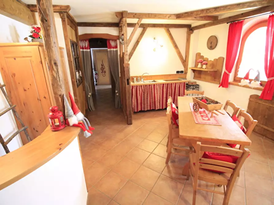 Immagine 2 di Appartamento in vendita  in Via Genova 103 a Pinzolo