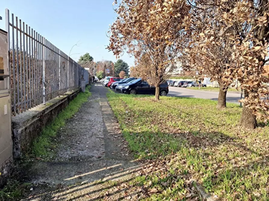 Immagine 10 di Terreno in vendita  in Via Marconi, N. 8 a Inzago