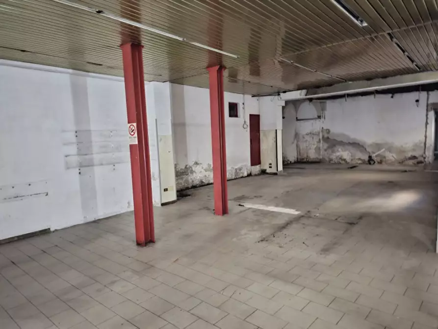 Immagine 5 di Garage in vendita  in Riviera Mussato a Padova