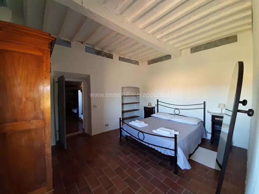 Immagine 13 di Rustico / casale in vendita  a Sinalunga