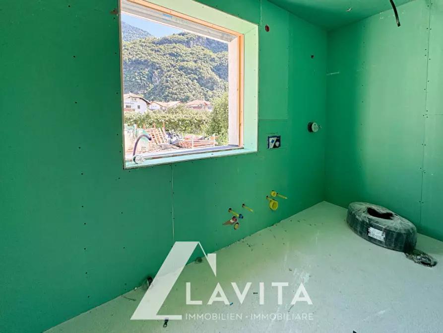 Immagine 17 di Villetta a schiera in vendita  in via Nazionale a Salorno .Salurn.