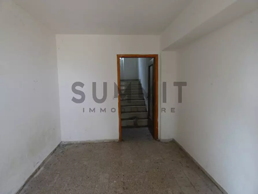 Immagine 12 di Palazzo in vendita  in Santorso - limitrofi a Santorso