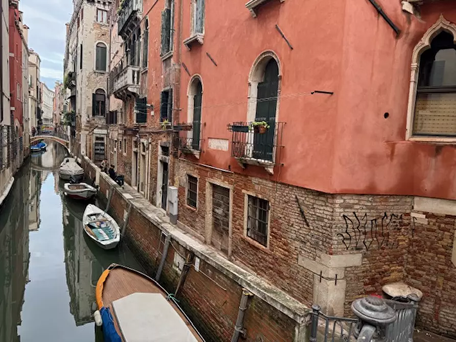 Immagine 1 di Magazzino in affitto  in CALLE DELL'AGNELLA a Venezia