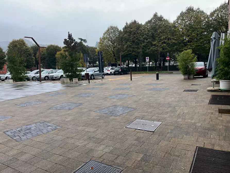 Immagine 16 di Negozio in vendita  in Piazza Del Mercato, 2 a Brendola