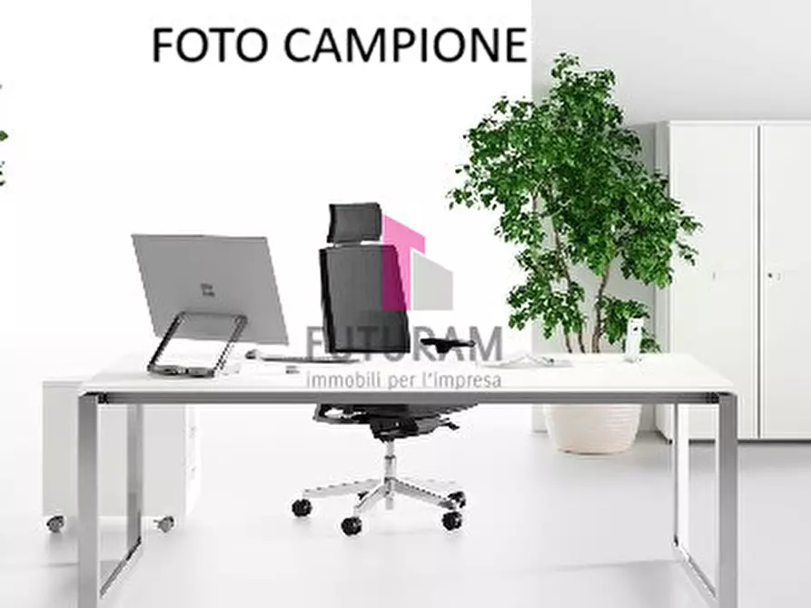 Immagine 2 di Ufficio in affitto  a Limena
