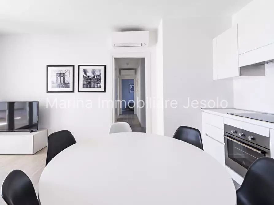 Immagine 11 di Appartamento in vendita  a Jesolo