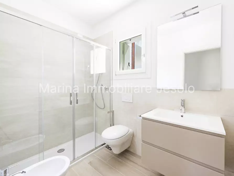 Immagine 23 di Appartamento in vendita  a Jesolo