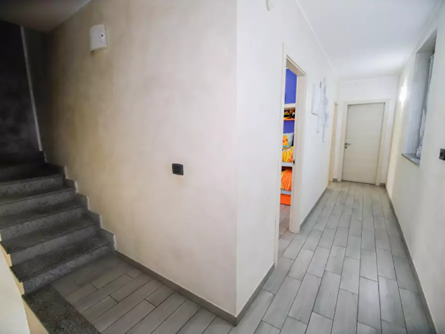 Immagine 12 di Villa in vendita  in Via como 20 a Settimo Torinese