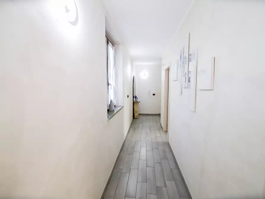 Immagine 13 di Villa in vendita  in Via como 20 a Settimo Torinese