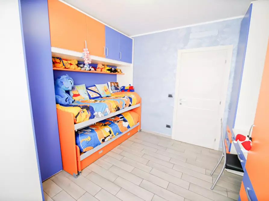 Immagine 19 di Villa in vendita  in Via como 20 a Settimo Torinese