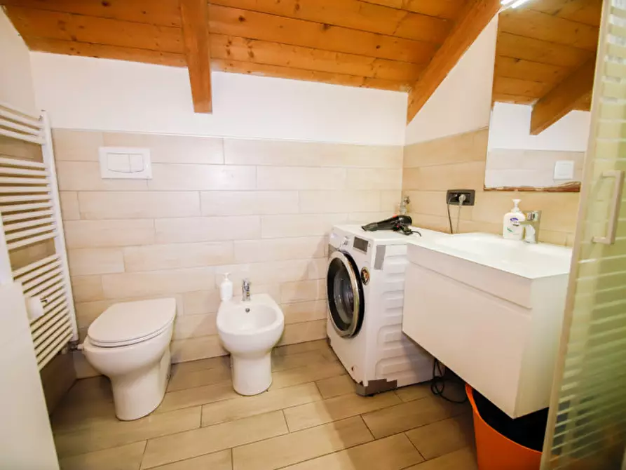 Immagine 25 di Villa in vendita  in Via como 20 a Settimo Torinese