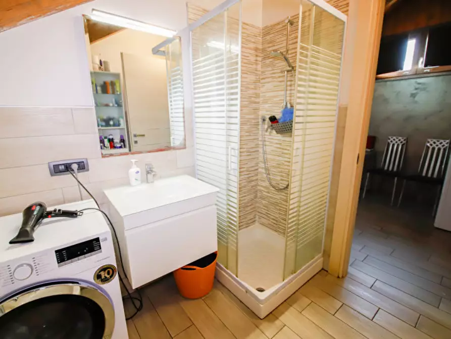 Immagine 31 di Villa in vendita  in Via como 20 a Settimo Torinese