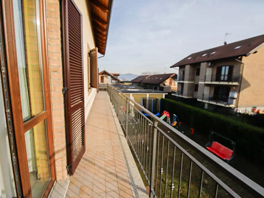 Immagine 33 di Villa in vendita  in Via como 20 a Settimo Torinese