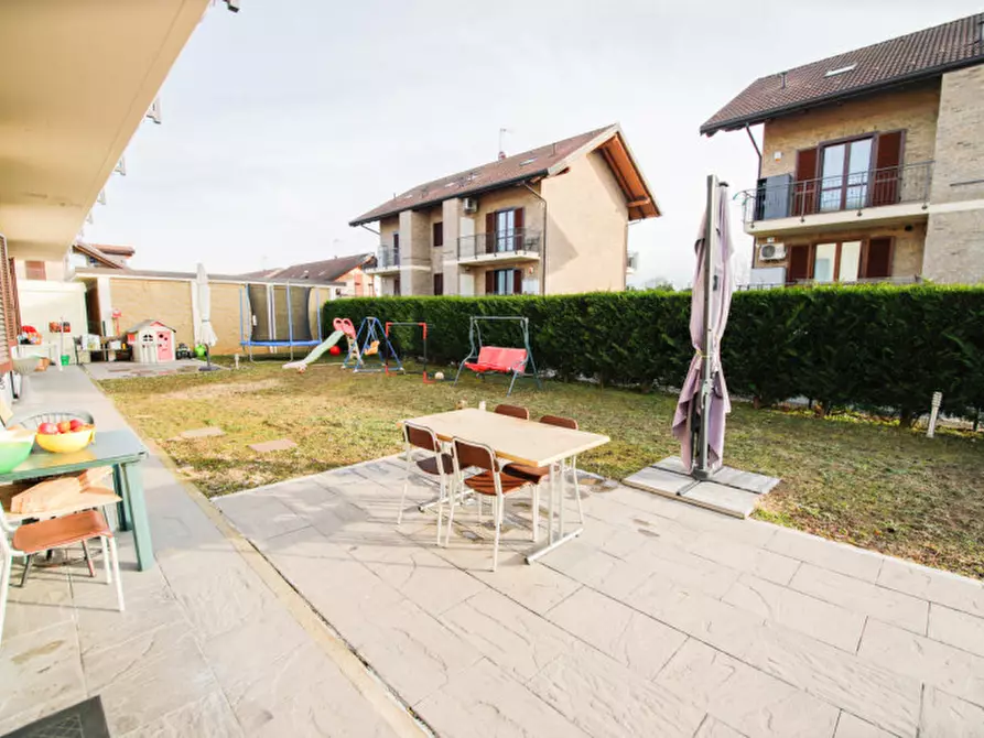 Immagine 34 di Villa in vendita  in Via como 20 a Settimo Torinese