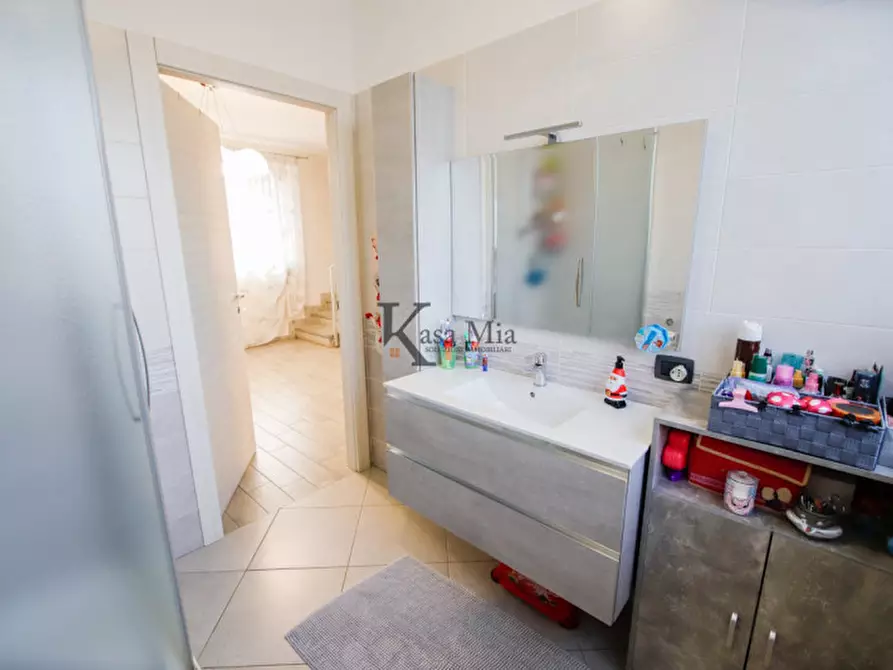 Immagine 24 di Villa in vendita  in Via como 20 a Settimo Torinese