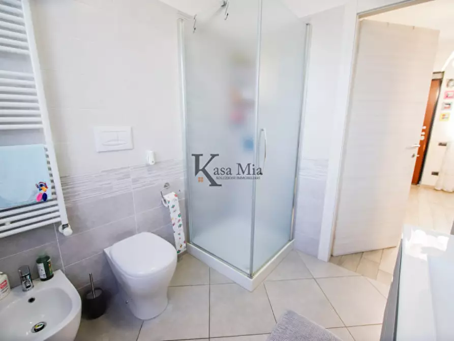 Immagine 25 di Villa in vendita  in Via como 20 a Settimo Torinese