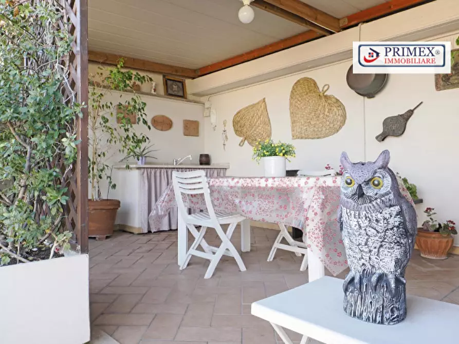 Immagine 23 di Appartamento in vendita  in via fosso del torrino a Roma